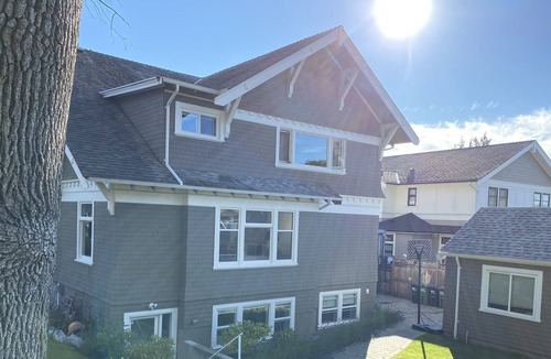 Gonzales Apartment | Bright and clean 2 bedroom basement suite. 10 minute walk to the ocean.