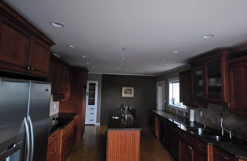 Saanich East House | Bright Private 3BR/2BA Main-Level Home Near BeckwithPark,Victoria Patio& Parking