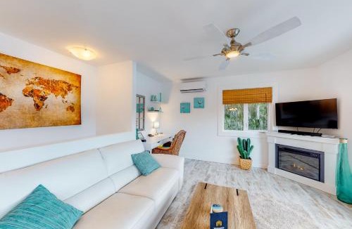 Christina Lake House | Brooks Lake House