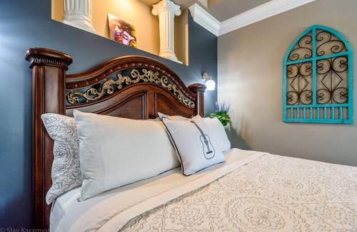 West Abbotsford Hotel | Brookside Inn Boutique Hotel