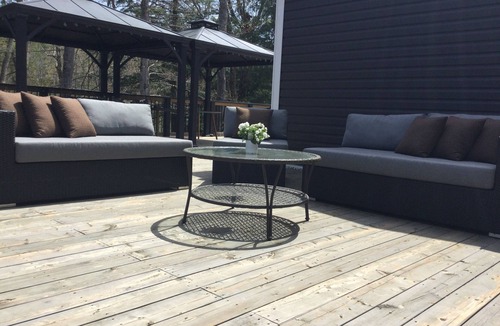 Bala House | Butterfly Hideaway in Muskoka Lakes