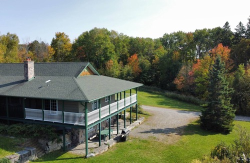 Minden Hills House | Cajun Cabin Private Nature Resort