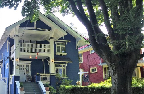 Mount Pleasant Bed & Breakfast | Cambie Lodge