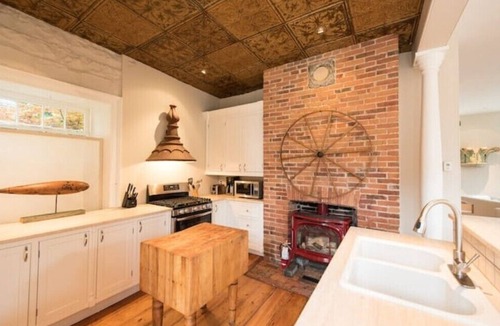 Kingston House | Capitan Burn's House on Wellington