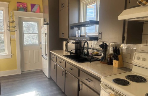 Trail House | Cara’s Oasis