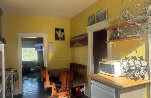 Trail House | Cara’s Oasis