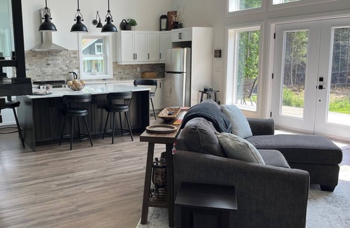 Tobermory Cottage | Cedar Haven