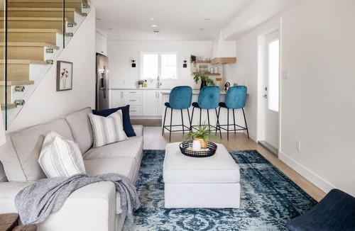 Central Lonsdale House | Central Creekside Guesthouse w/King bed & Parking