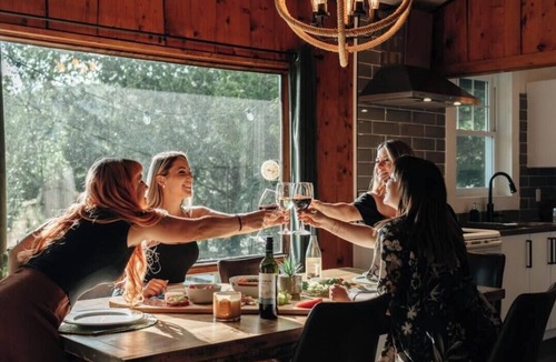 Sainte-Lucie-des-Laurentides Ski Chalet | Chalet à louer dans les Laurentides : spa privé + bord du lac à Sainte-Lucie-des-Laurentides