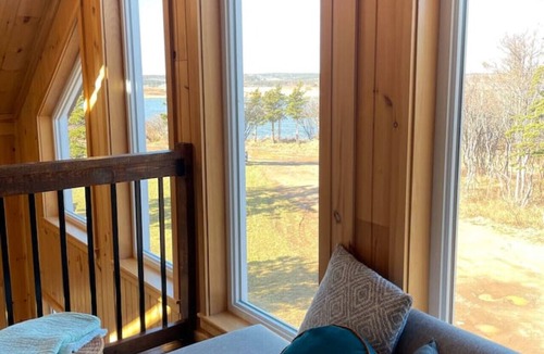 Cheticamp House | Chalet Gedouque, a tranquille retreat located on the Cabot Trail with waterfront views