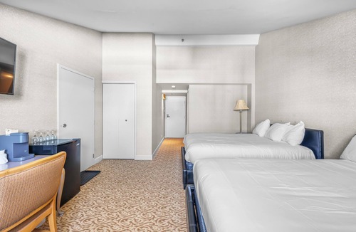Saint-Sauveur Hotel | Chambre 2 Lits/Room 2 beds