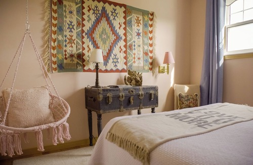 North River Bridge Hotel | Chanterelle Country Inn & Cottages