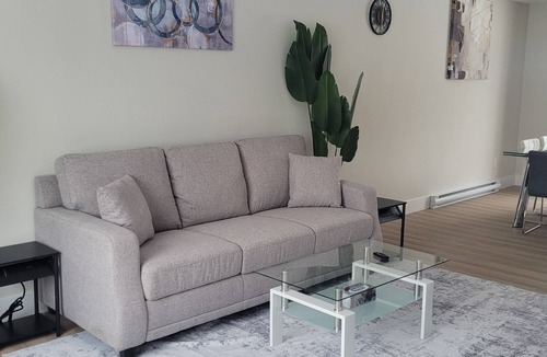 Moncton House | Charm Meets North