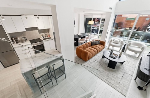Church and Wellesley Apartment | Charming 3BR Urban Retreat in the Heart of Toronto