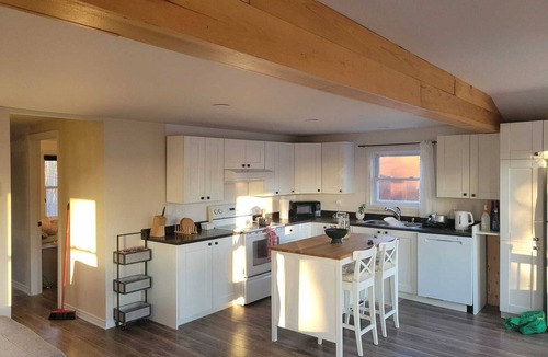 Pierrefonds-Roxboro Ski Chalet | Charming House for rental in Pierrefonds – Perfect for Nature Lovers