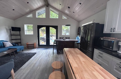 Windermere Cottage | Charming Muskoka Wilderness Cottage