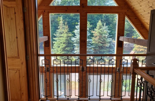 Lafontaine Cottage | Cheerful 4 bedroom cottage retreat, close to beach