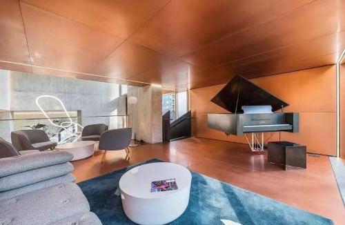 Central Apartment | close to English bay and vancouver downtown bar street