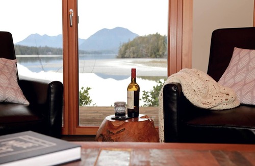 Tofino House | Coastal View-Rated top place to stay on the inlet!