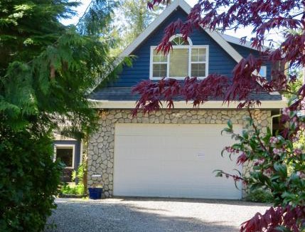 Tofino House | Cobble Wood and Bird Sanctuary Guest Houses