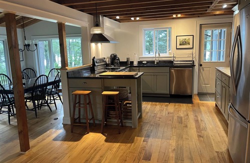 North Frontenac Cottage | Comfort & beauty, inside and out in the heart beautiful of North Frontenac