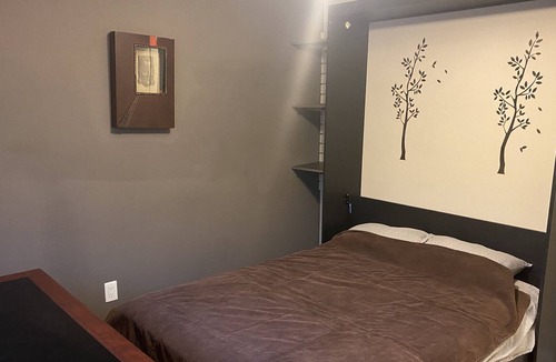 Kamloops House | Comfortable & Cozy / 3 bedroom with Hot Tub