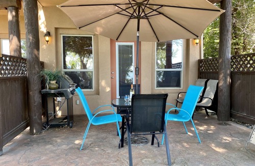 Osoyoos House | Corner lakefront townhouse, perfect for Snowbirds, golfing, & wine touring