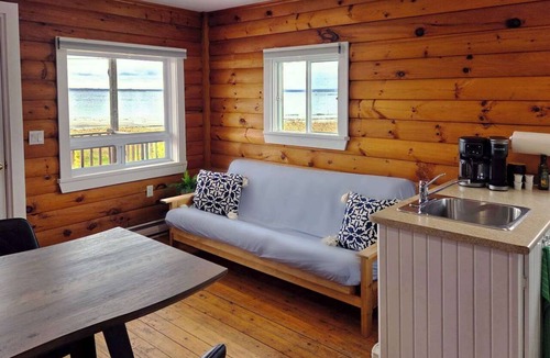 Hunts Point Cabin | Cottage # 1 Hunts Point Beach Cottages - 2 bedrooms