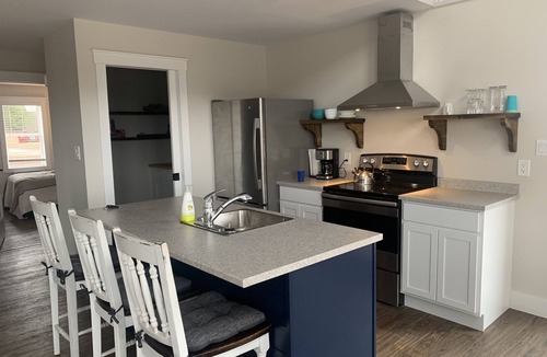 Stanley Bridge Cottage | Cottage overlooking the Trout River - centrally located and close to Cavendish