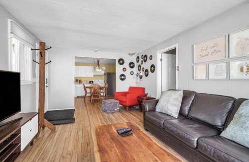South Glengarry Cottage | Cottages at Penny's Cove The Sweet Retreat - Cottage #2