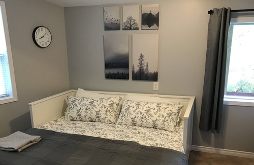 Chilliwack House | Country Barn Home Minutes from the Fraser River and Downtown Chilliwack