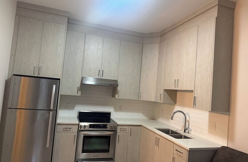 Newton Apartment | Cozy 1-bed and bath ground level suite near surrey and guildford