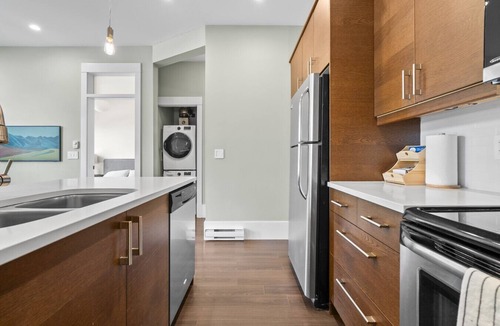 Riley Park House | Cozy 1BR|1BTH- Retreat Near Main St