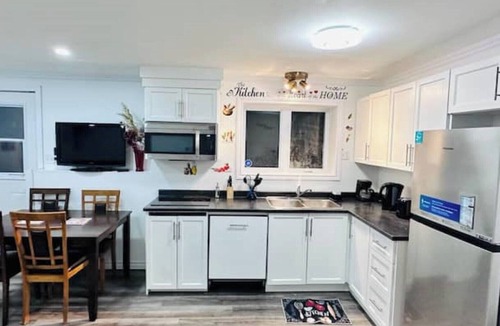 St. John's Apartment | Cozy 2 Bedroom Apartment near St.John's airport with lockbox key Entrance.