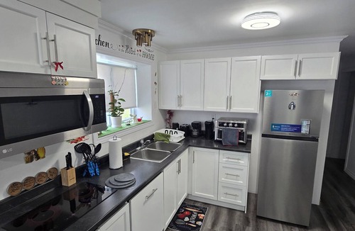 St. John's Apartment | Cozy 2 Bedroom Apartment near St.John's airport with lockbox key Entrance.