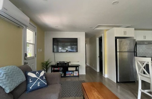 Point Clark Cottage | Cozy 3-bedroom cottage in gorgeous Point Clark Ontario with AC
