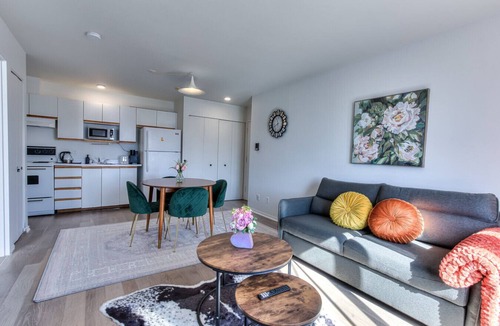 Pierrefonds-Roxboro Apartment | Cozy and comfortable 1BR in Montreal