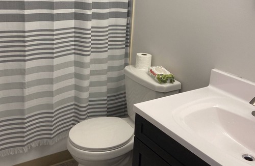 Kincardine House | Cozy and conveniently located 3 bedroom home w/ large private yard