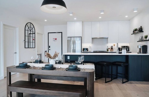 Revelstoke Condo | Cozy and Stylish 2 Bed 2 Bath with Modern Amenities, Comfortable Living Space, and Easy Access to Revelstoke Mountain Resort.