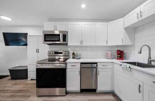 Parry Sound Apartment | Cozy Bachelor unit 1 km from Georgian Bay!