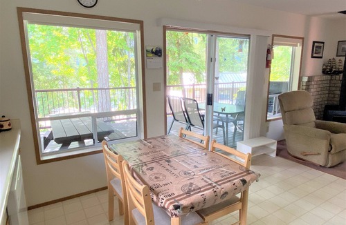 Sicamous Cabin | Cozy Cabin in Buena Vista Resort w/Boat Slip, Beach/Lake Access, Kayaks, Park.