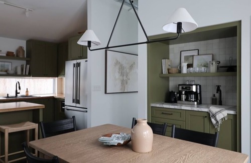 Collingwood House | Cozy Collingwood home w/hot tub, wood sauna, close to downtown and skiing!