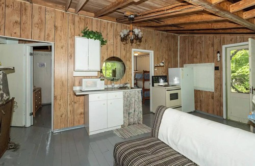 Magnetawan Cottage | Cozy cottage on Lake Cecebe. Tranquility above Muskoka at Rockwynn Cottages