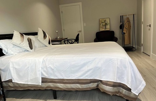 Regional District of Nanaimo Apartment | Cozy Guest Room in Nanaimo, BC License # 5033162, Registration # H739112418