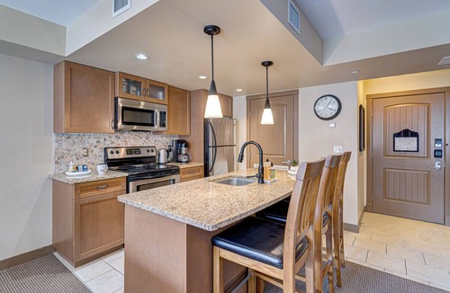 Dead Man's Flats Condo | Cozy Mountain Getaway, 2BR, 1200SQFT, Hot Tub