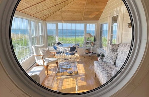 Grand Barachois House | Cozy Nantucket style 3 + bedroom house in Shediac NB Canada