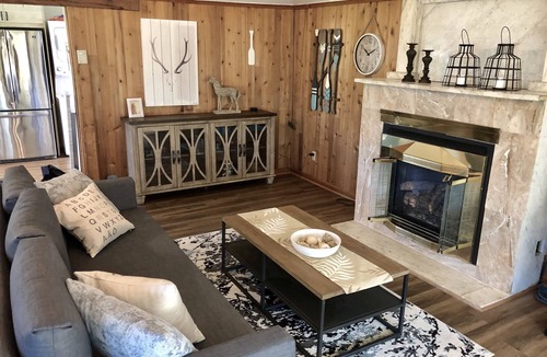 Fort Erie Cottage | Cozy Niagara Riverside House Cottage – Breathtaking Views & EV Charger