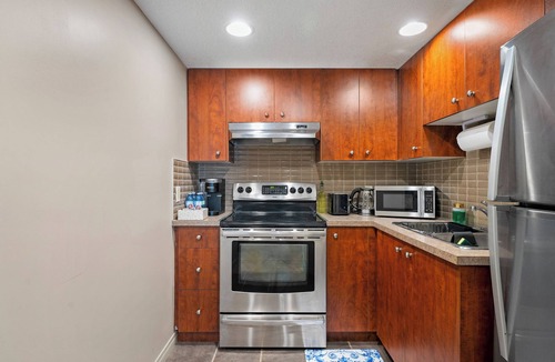 Panorama Hills Apartment | Cozy Panorama Hills Guest Suite | Private Entry | Near YYC Airport
