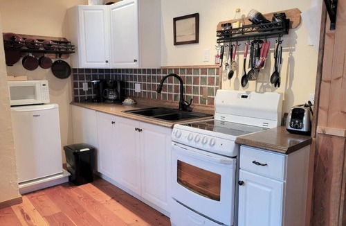 Koocanusa Ranch Cabin | Cozy, private, ranch cabin in the beautiful East Kootenay's
