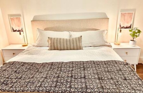 Vancouver House | Cozy Private Suite, Minutes to Grouse Mountain